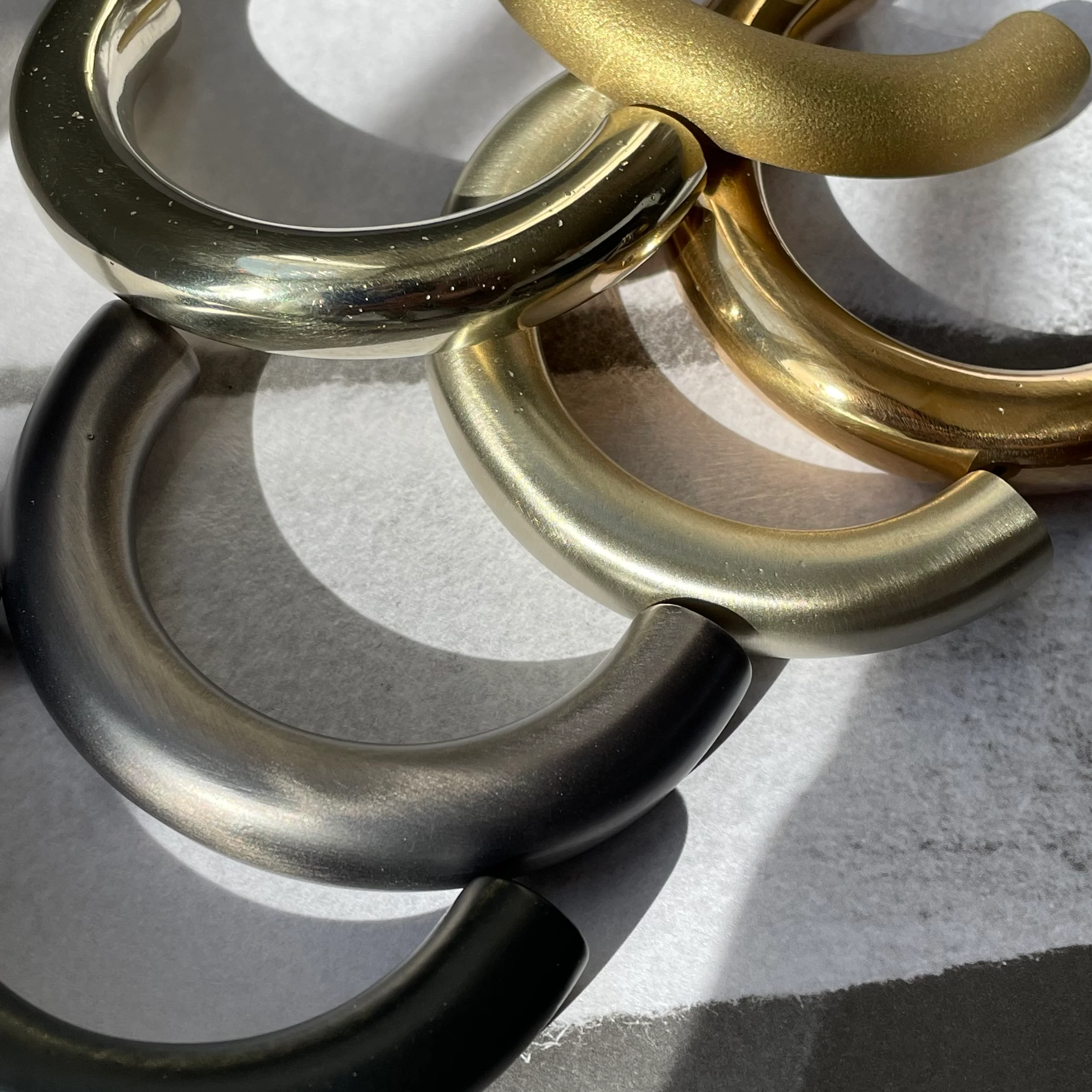 Cercle Pull Thin - Rockland Interiors Inc.