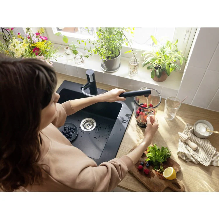 Kitchen Faucet Zesis 1 Lever Matte Black 150 DEG Swivel 1 Hole 1.75 Gallons per Minute - Rockland Interiors Inc.