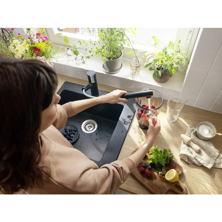Kitchen Faucet Zesis 1 Lever Matte Black 150 DEG Swivel 1 Hole 1.75 Gallons per Minute - Rockland Interiors Inc.