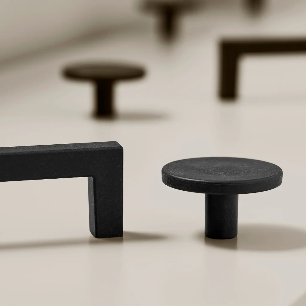 Furnipart Ocean Plato Cabinet Knob - Rockland Interiors Inc.