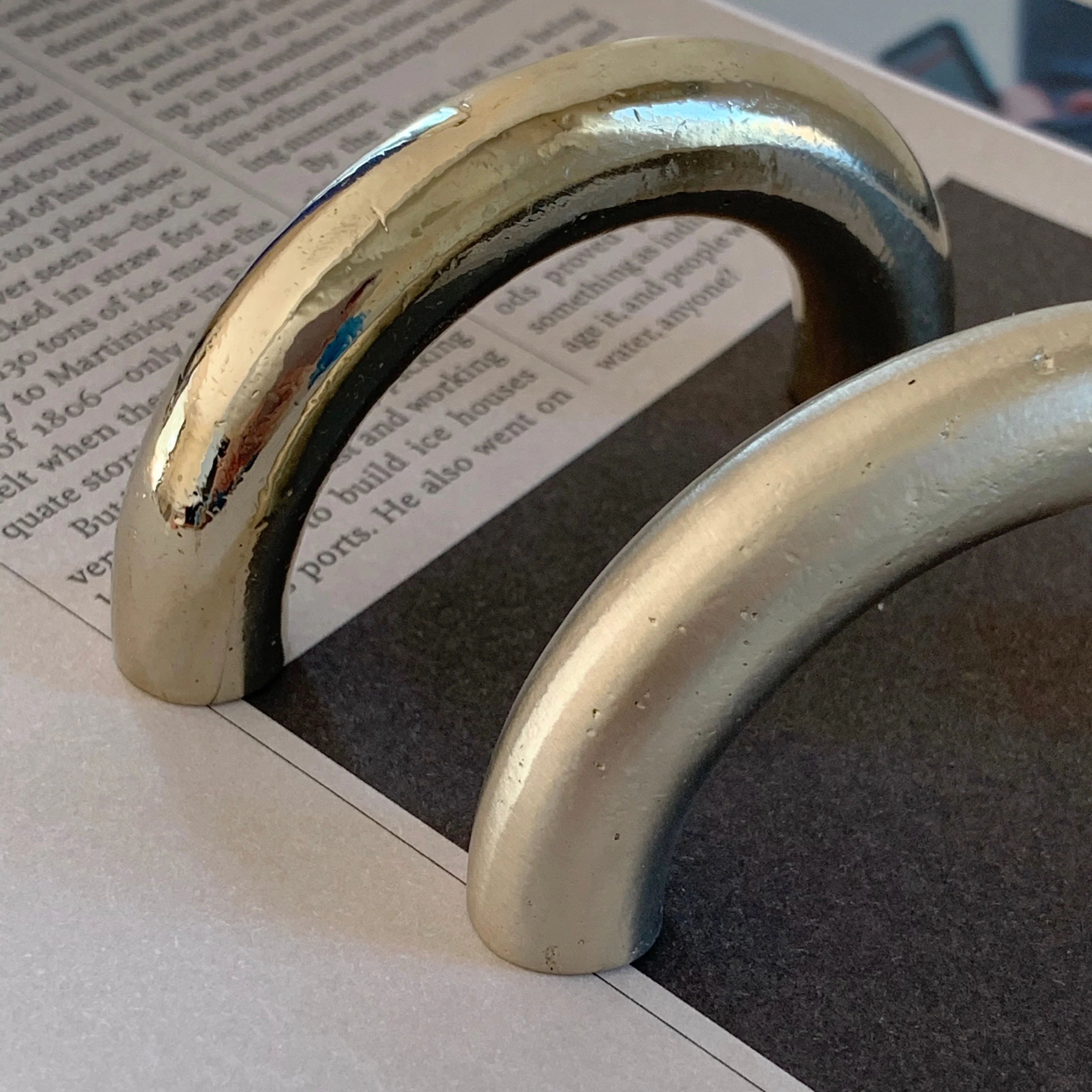 Cercle Pull Thin Long - Rockland Interiors Inc.