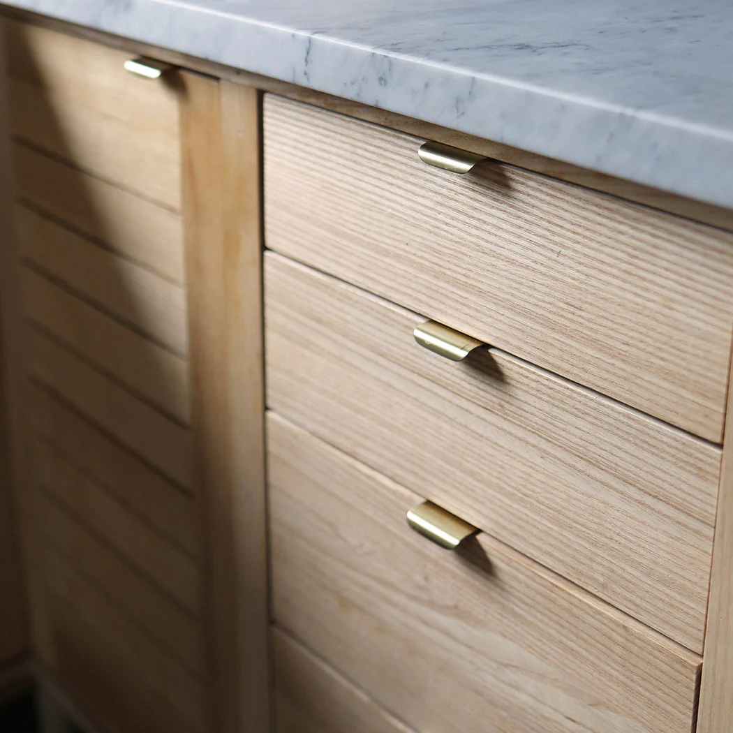 Charlie Straight Edge Tab - Rockland Interiors Inc.